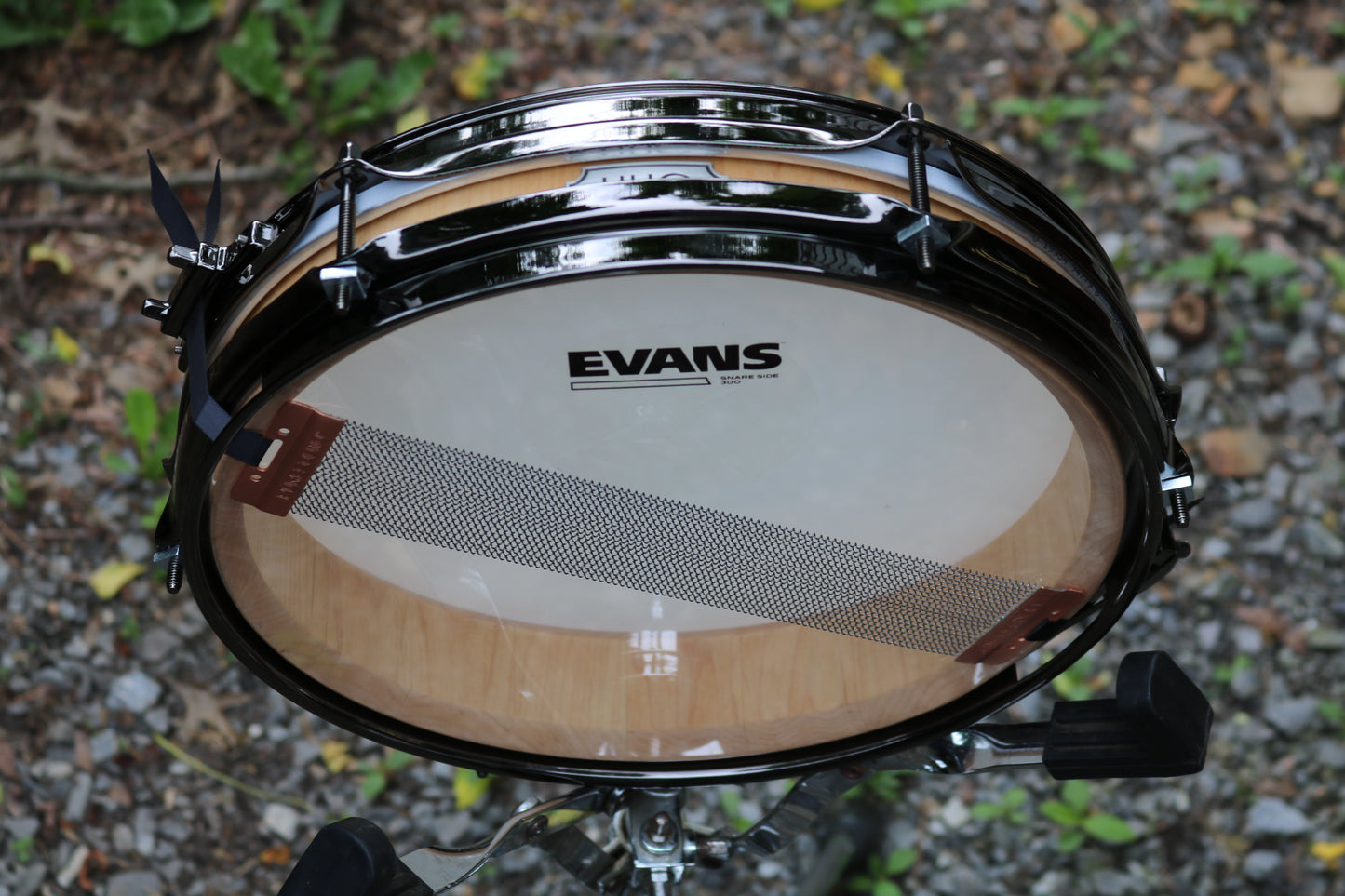 Oak stave single tension snare drum