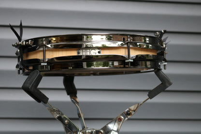 Oak stave single tension snare drum